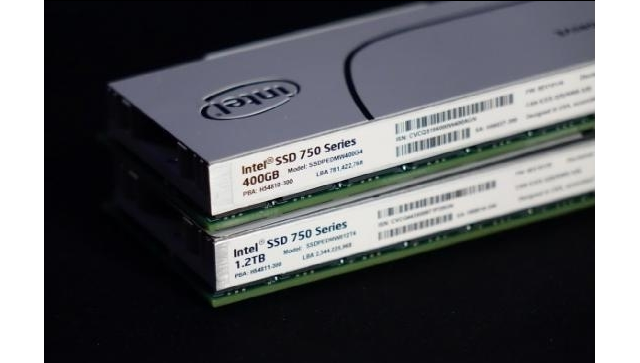 Intel SSD 750̬Ӳ̹̼£ٱȻе̻