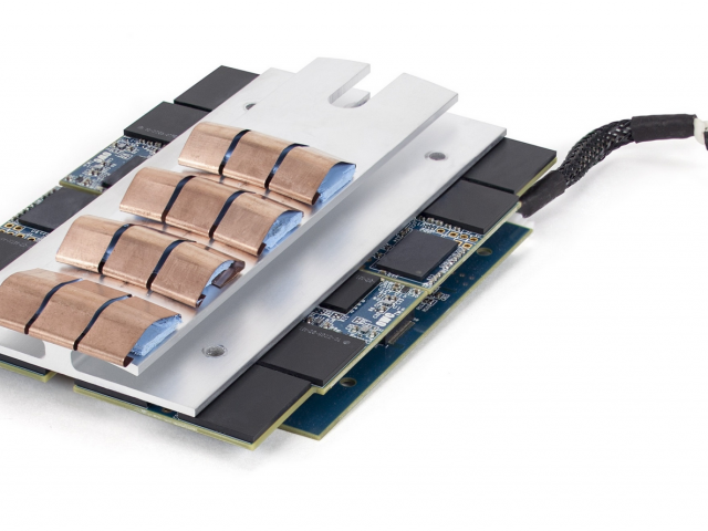 4TB̬Ӳ1.4SSDԴͭɢƬ